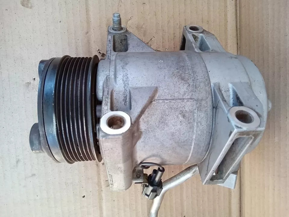 2004-2007 NISSAN TITAN 5.6L A/C COMPRESSOR 92600-7S000 - OEM