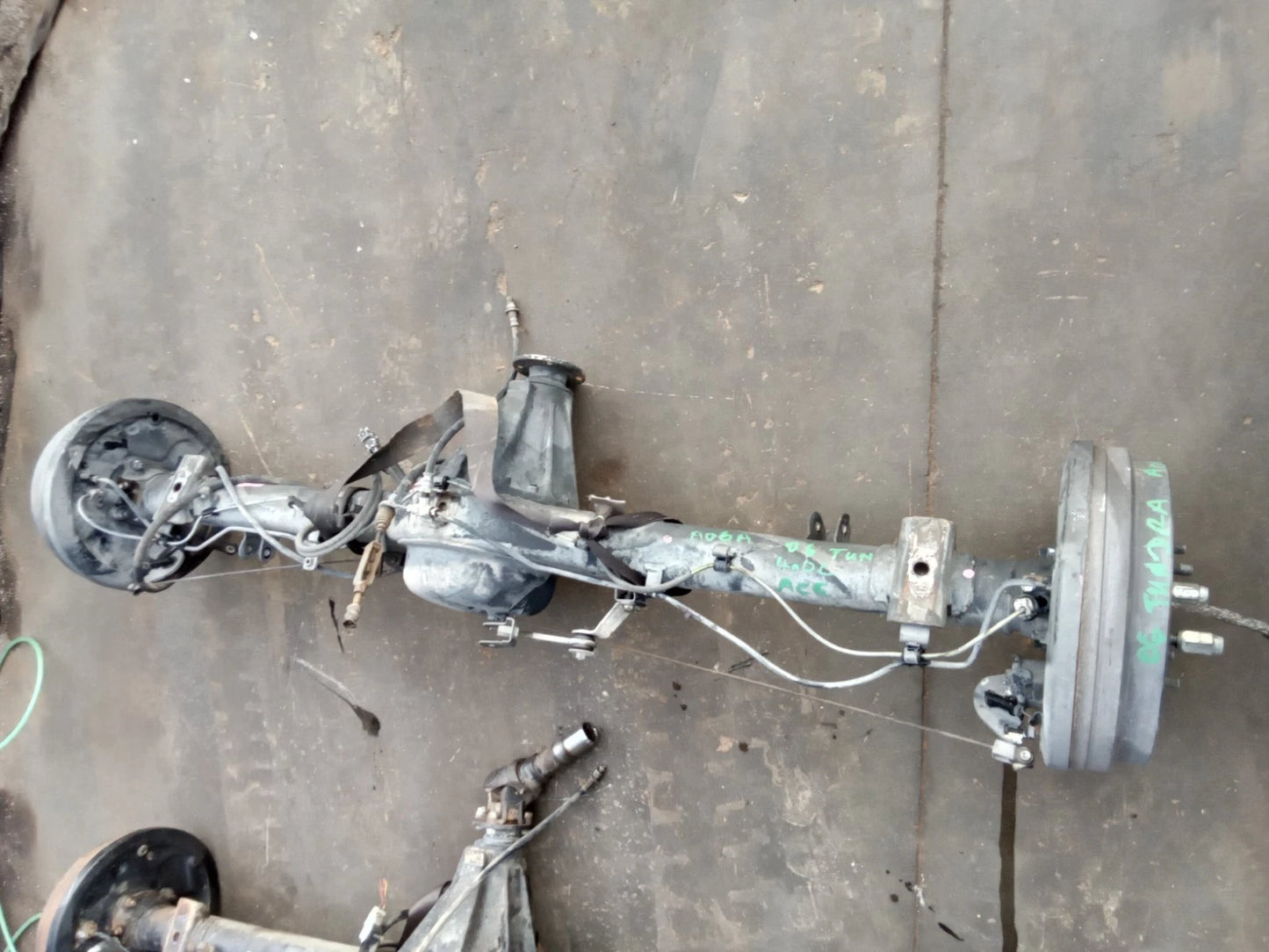05 06 TOYOTA TUNDRA ACC CAB 1.5 DOOR REAR END DIFFERENTIAL AXLE 4.0L A06A W/ABS