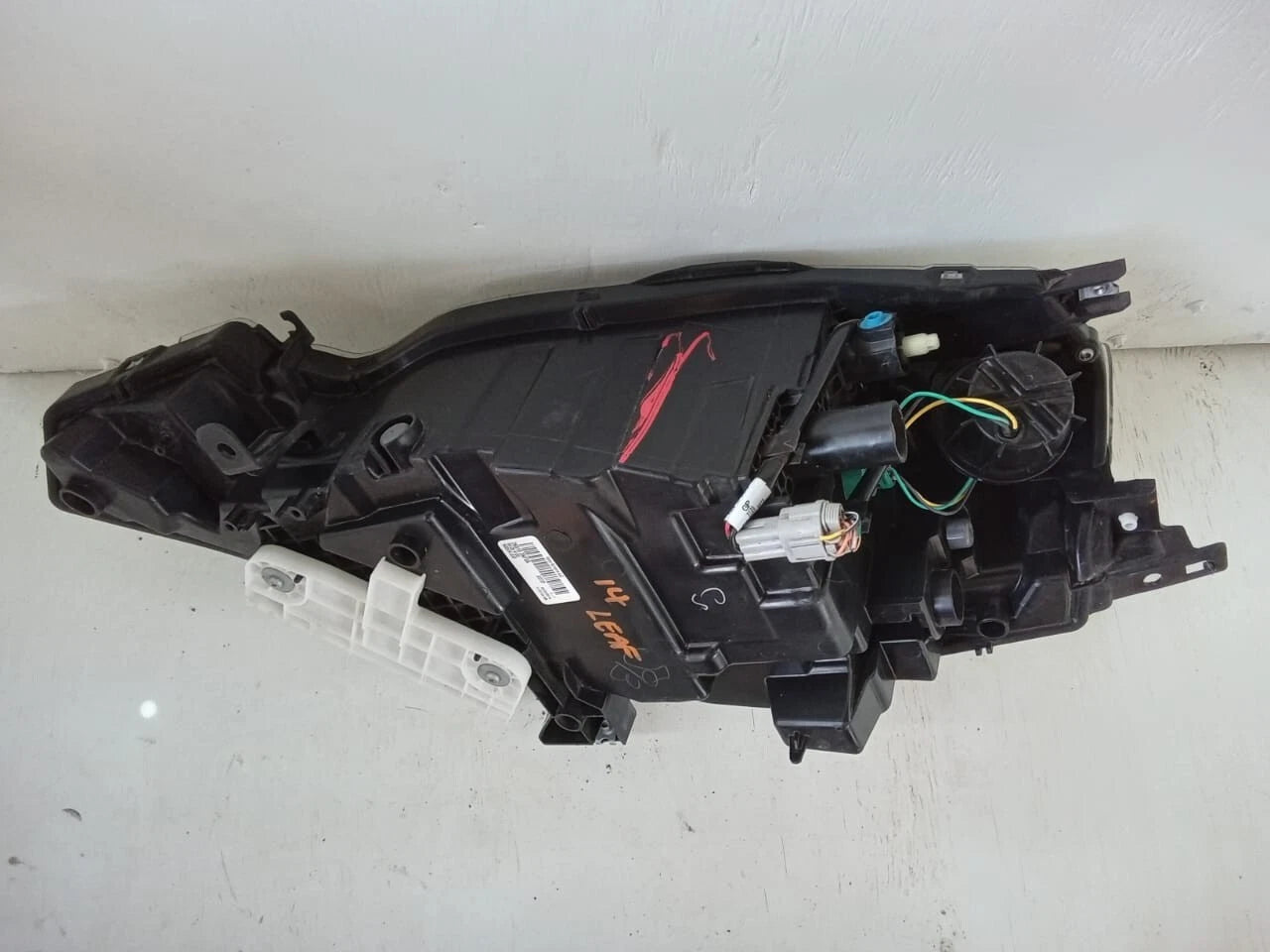 2013 - 2017 NISSAN LEAF HEADLIGHT HEADLAMP RIGHT PASSENGER SIDE - 260103NF0A