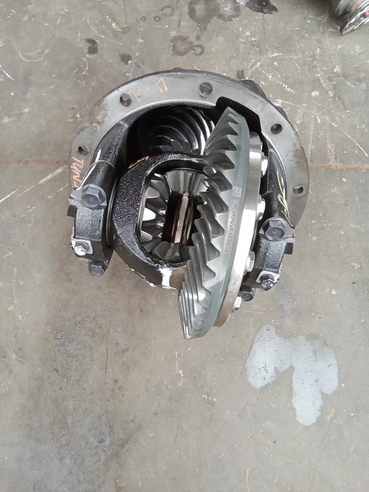 07-20 TOYOTA TUNDRA V8 4.7L 4.6L V6 4.0L REAR DIFFERENTIAL CARRIER 3RD MEMBER 41110-0C010