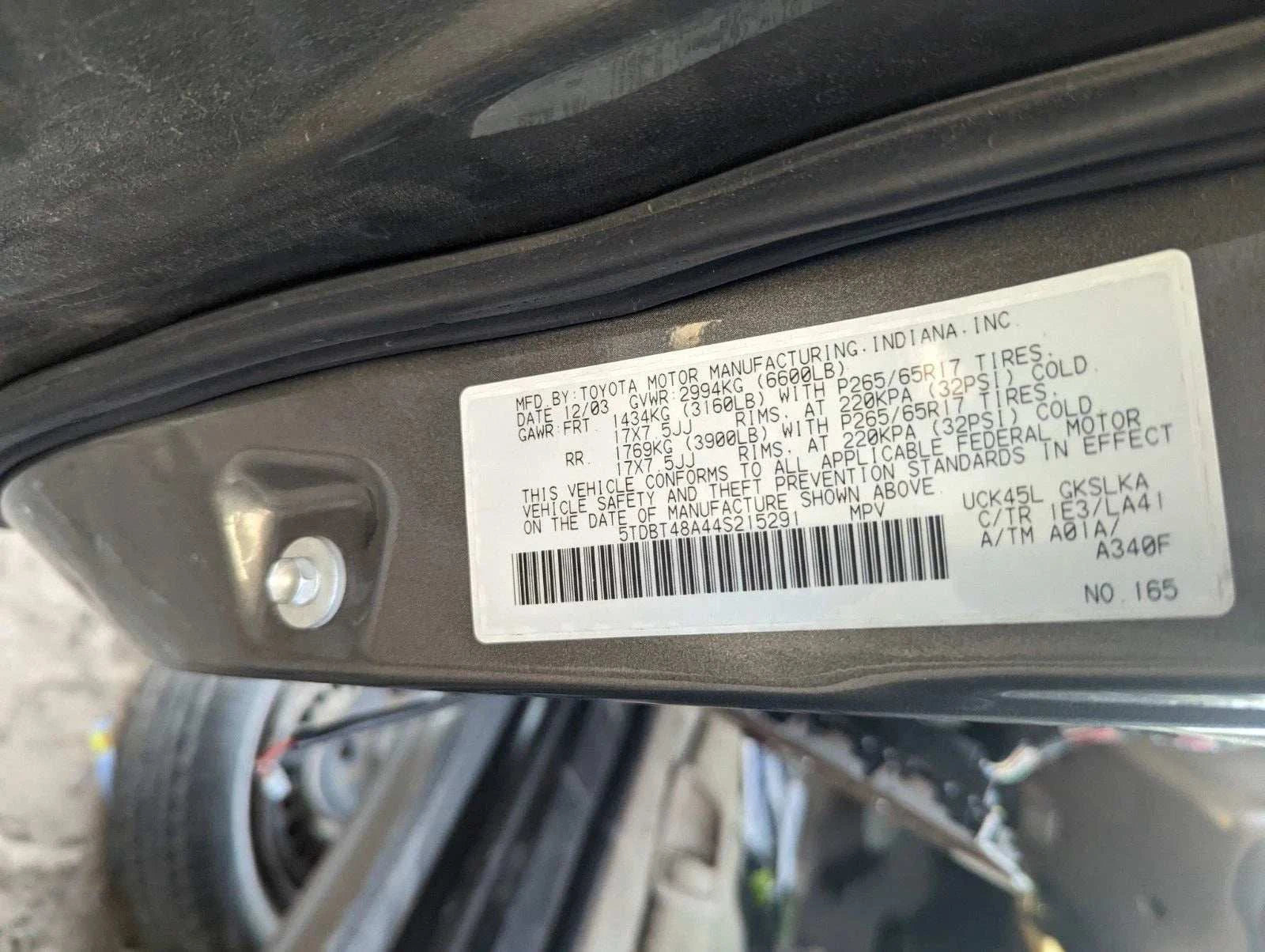 TOYOTA SEQUOIA 4WD