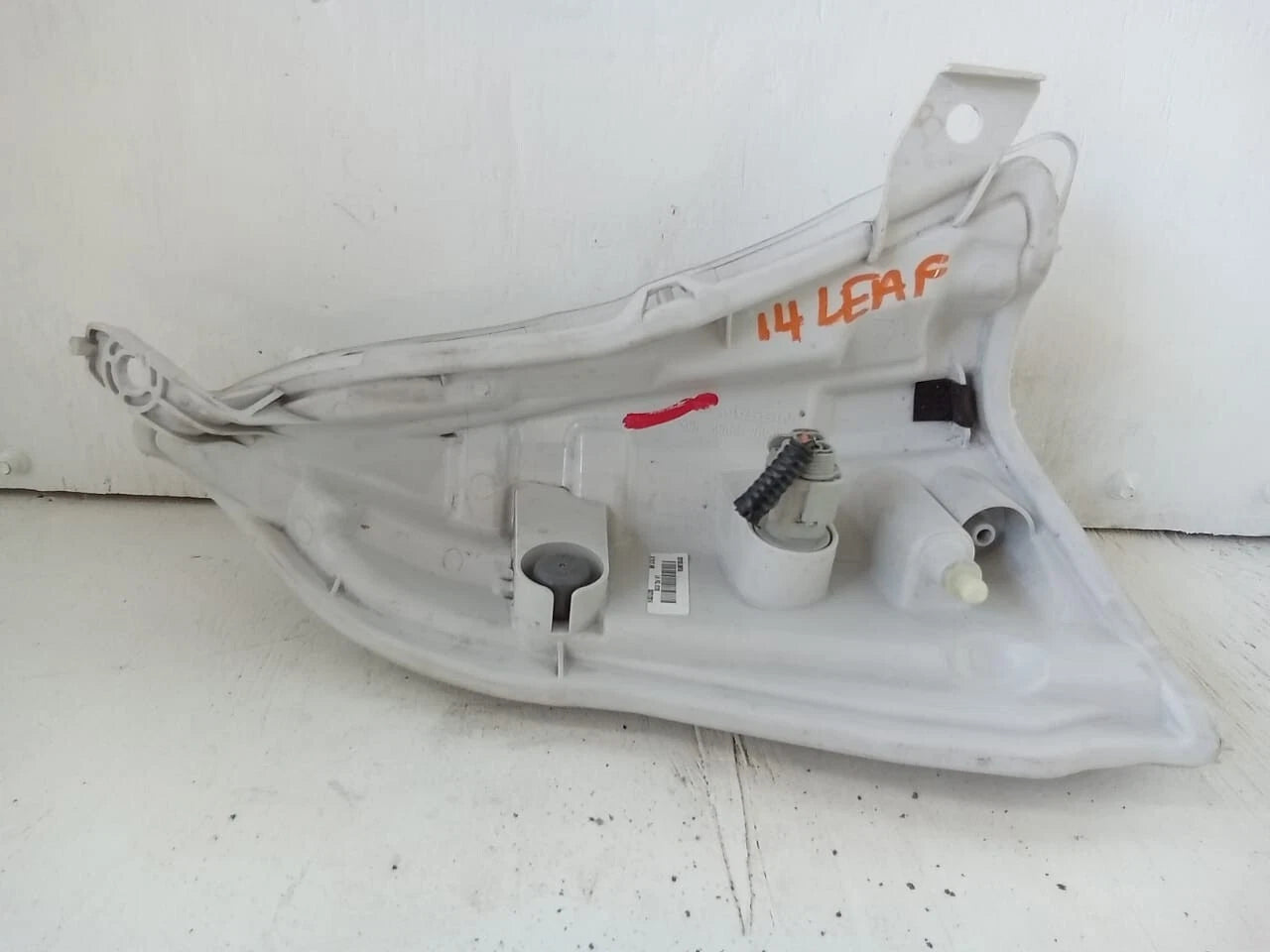 2011 - 2017 NISSAN LEAF TURN SIGNAL LIGHT LEFT DRIVER SIDE - 261853NF0A