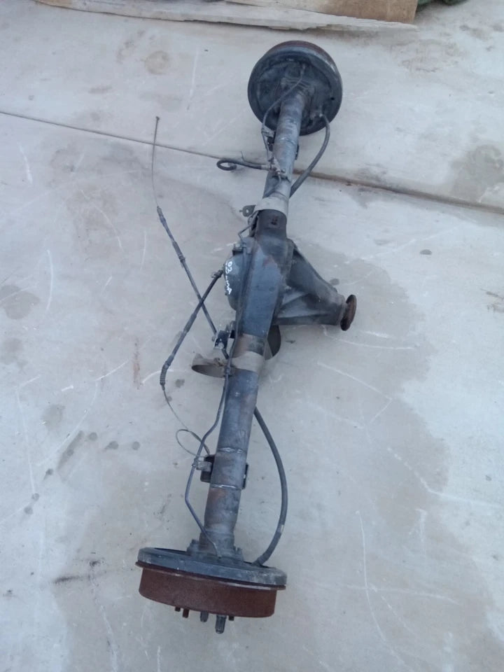 95-04 TOYOTA TACOMA 2.7L 2.4L REAR END DIFFERENTIAL AXLE CARRIER A02A NO ABS