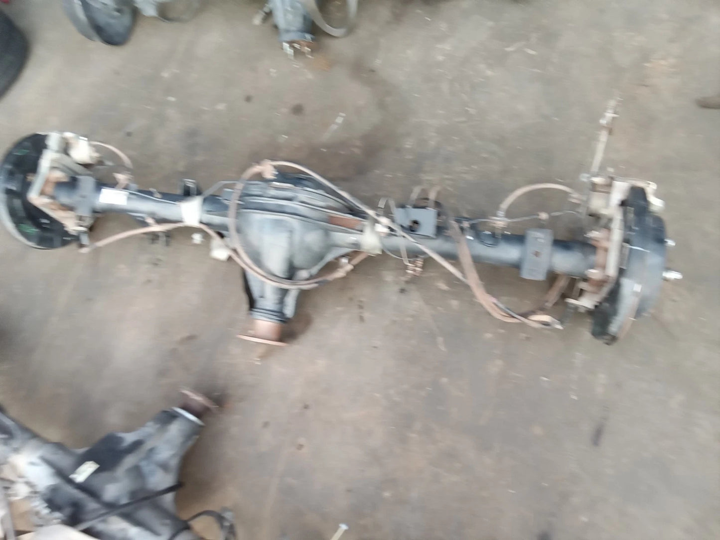 20 21 22 23 24 NISSAN TITAN REAR END DIFFERENTIAL CARRIER AXLE 4WD NON-LOCKING