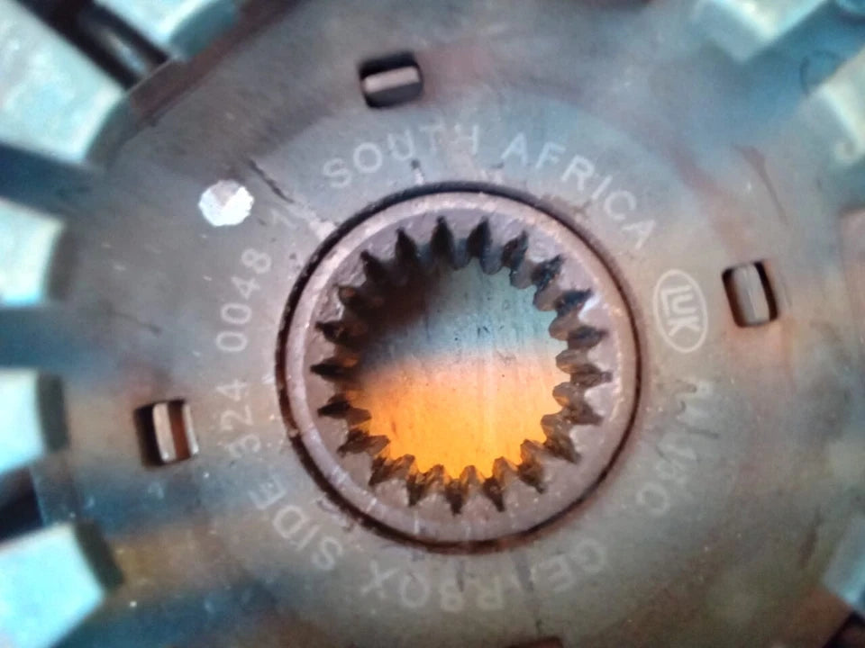 2009 2010 2011 2012 2013 TOYOTA MATRIX 2.4L CLUTCH KIT AND FLYWHEEL - OEM