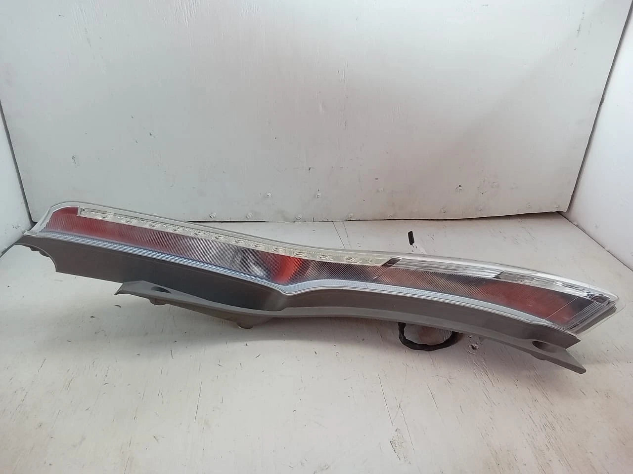 2013-2014 NISSAN LEAF REAR LAMP RIGHT PASSENGER SIDE 26550-3NA3A