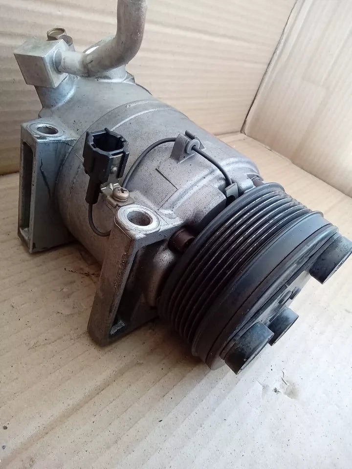 2004-2007 NISSAN TITAN 5.6L A/C COMPRESSOR 92600-7S000 - OEM