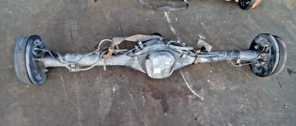 2005- 2015 TOYOTA TACOMA REAR END DIFFERENTIAL CARRIER AXLE W/O LOCKER 5 LUG