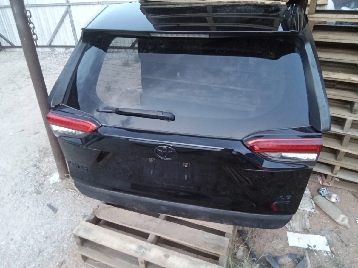 19 20 21 22 23 TOYOTA RAV4 Tailgate Trunk Lid Boot HATCH W/Camera Manual lif