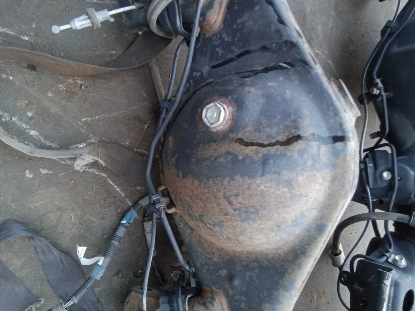 2007 2008 TOYOTA FJ CRUISER 4WD MT REAR DIFFERENTIAL REAR END COMPLETE W/ LOCKER 4111060A00