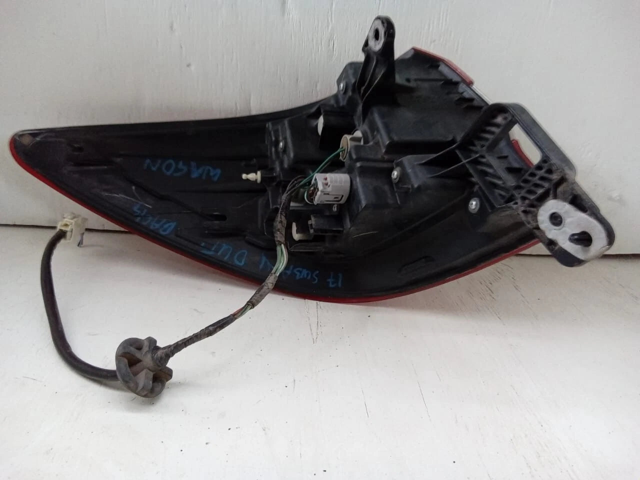 2015-2019 SUBARU OUTBACK WAGON TAIL LIGHT REAR LAMP RIGHT PASSENGER SIDE 84912AL05A