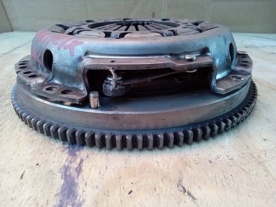 2009 2010 2011 2012 2013 TOYOTA MATRIX 2.4L CLUTCH KIT AND FLYWHEEL - OEM