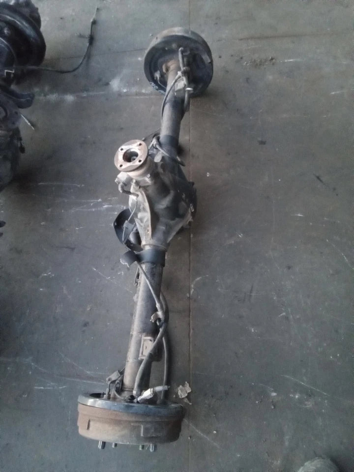 2001 2002 Nissan Frontier 2.4L 4CYL REAR END DIFFERENTIAL AXLE W/ LOCKER W/O ABS