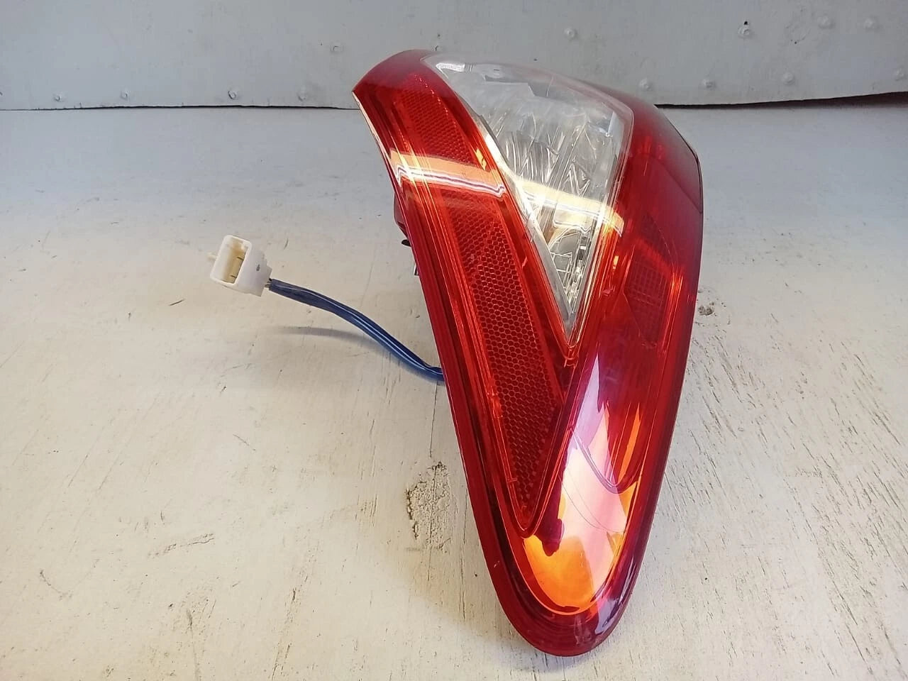 2007-2009 LEXUS ES350 ES 350 TAIL LIGHT REAR LAMP RIGHT PASSENGER SIDE 8156133500 12819001