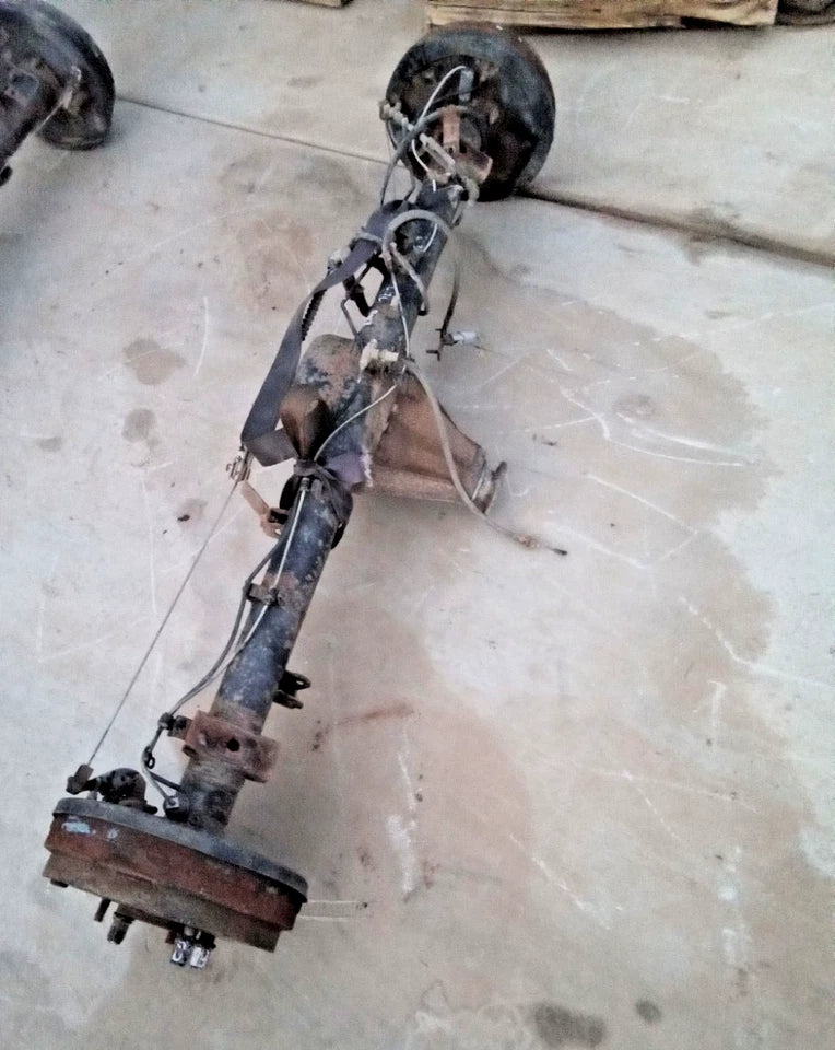 00-06 TOYOTA TUNDRA ACC CAB (1.5 DOORS) 4.7L 4WD 4X4 REAR END DIFFERENTIAL AXLE
