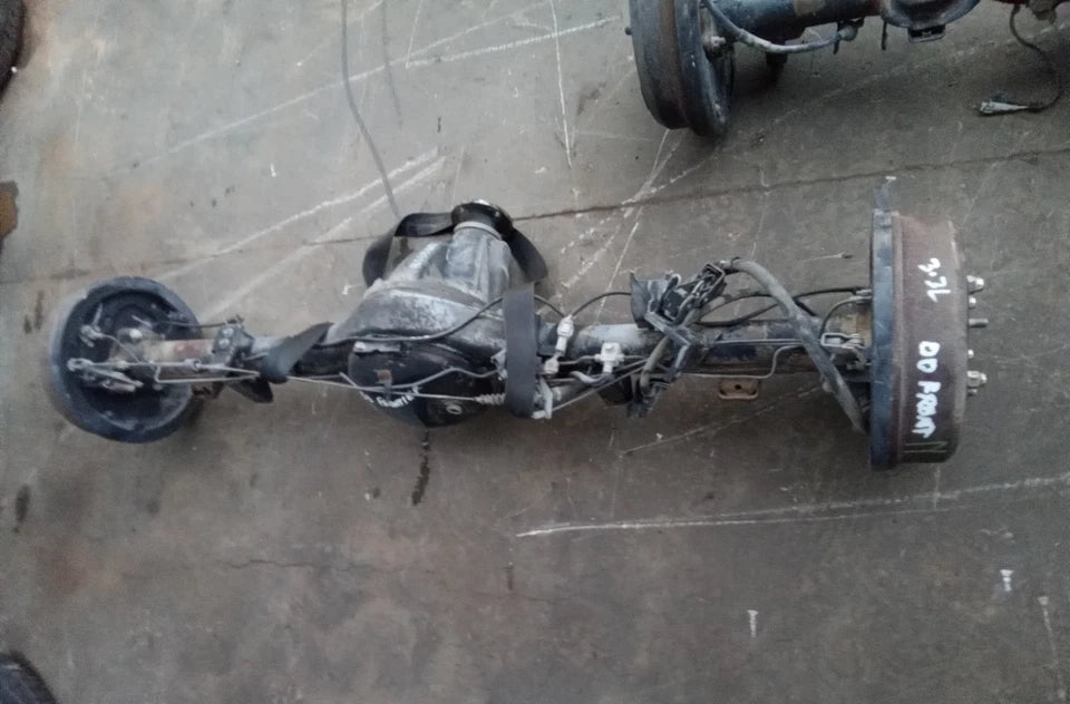 2000 Nissan Frontier 3.3L V6 REAR END DIFFERENTIAL AXLE W/O LOCKER W/ ABS