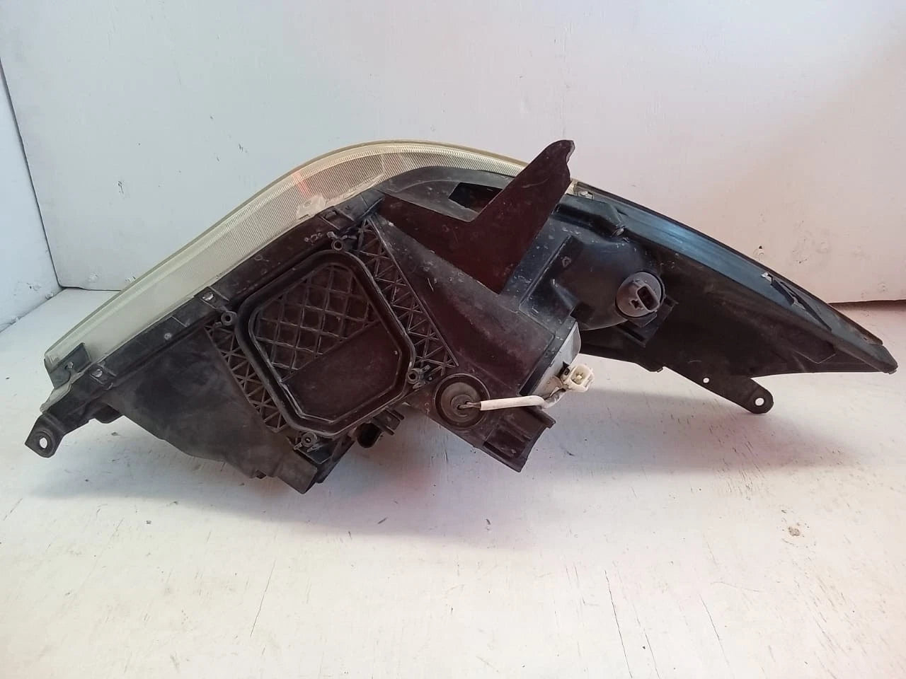 2007-2008 TOYOTA SOLARA HEADLIGHT LEFT DRIVER SIDE - OEM 93577024, SAEAHRI4, PP2Y205
