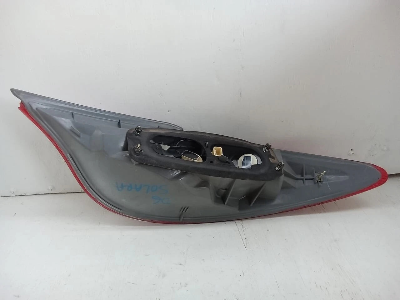 2004-2006 TOYOTA SOLARA TAIL LIGHT REAR LAMP LEFT DRIVER SIDE 06-67L, 0667L, AIP2RST