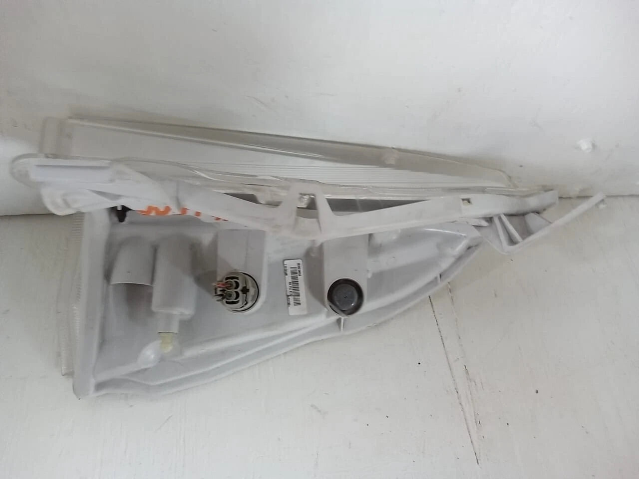 2011 - 2017 NISSAN LEAF TURN SIGNAL LIGHT RIGHT PASSENGER SIDE - 261803NF0A