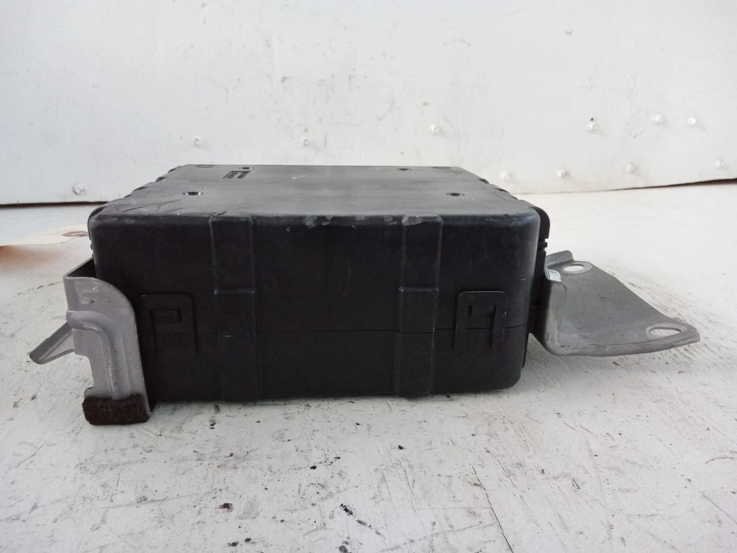 2006-2013 TOYOTA HIGHLANDER CAMRY BRAKE CONTROL POWER SUPPLY MODULE 89680-33010