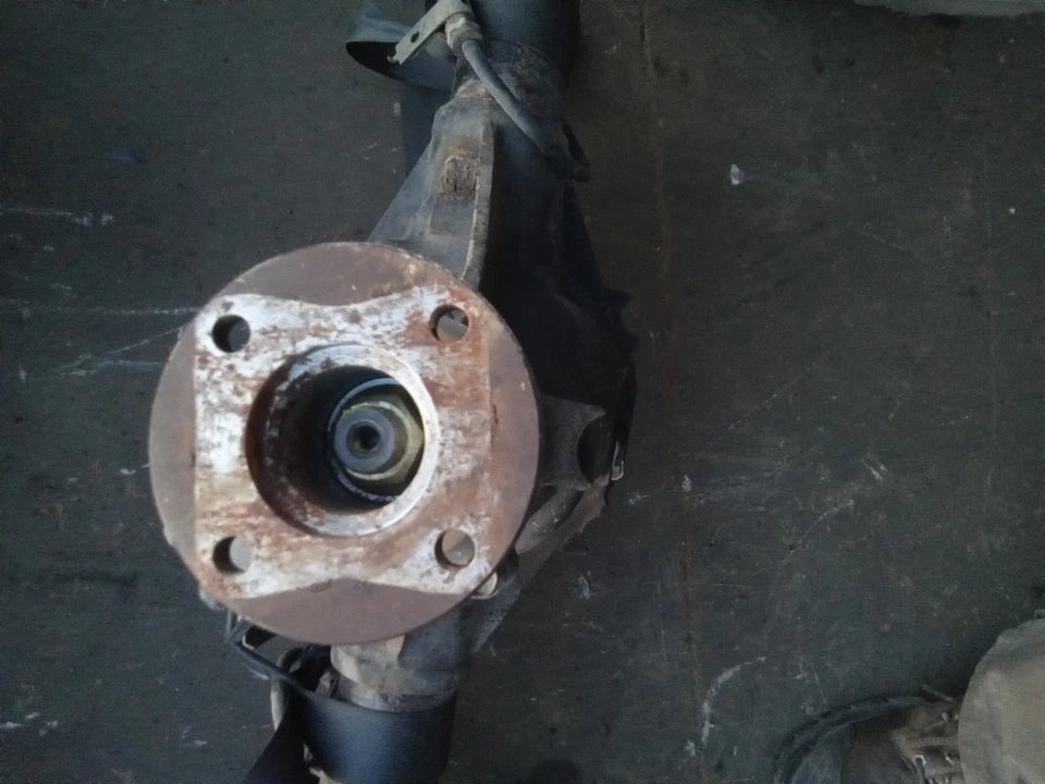 2001 2002 Nissan Frontier 2.4L 4CYL REAR END DIFFERENTIAL AXLE W/ LOCKER W/O ABS