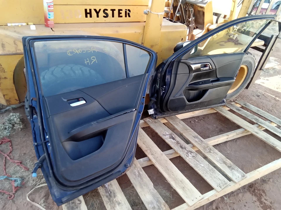 13-17 HONDA ACCORD SDN FRONT & REAR RIGHT PASSENGER SIDE 2 DOORS - BLUE B588PX