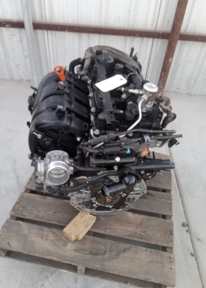 13-16 HYUNDAI SANTA FE VIN B 14-15 KIA SORENTO VIN 6 2.4L ENGINE MOTOR ASSY G4KJ