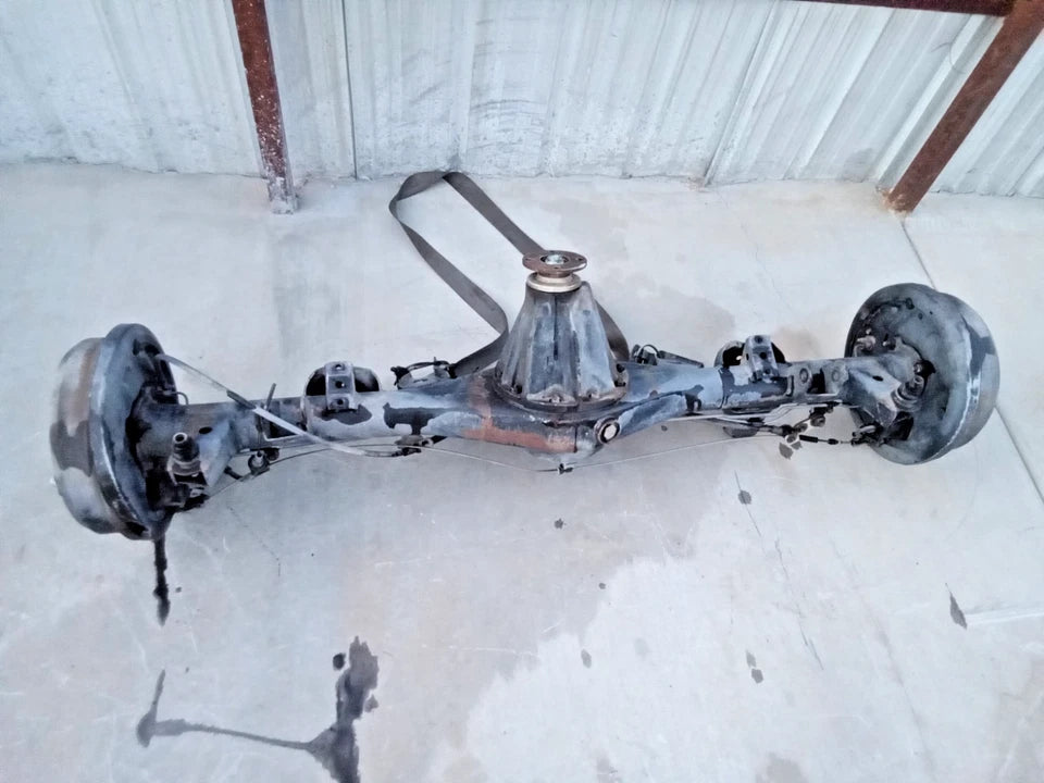 96-02 TOYOTA 4RUNNER REAR END DIFFERENTIAL AXLE CARRIER COMPLETE W/ABS A03A 4.10