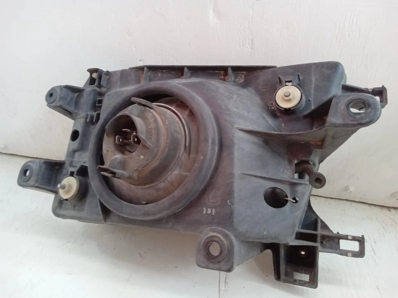 1999- 2002 TOYOTA 4RUNNER HEADLIGHT HEADLAMP LEFT DRIVER SIDE - 9922670005