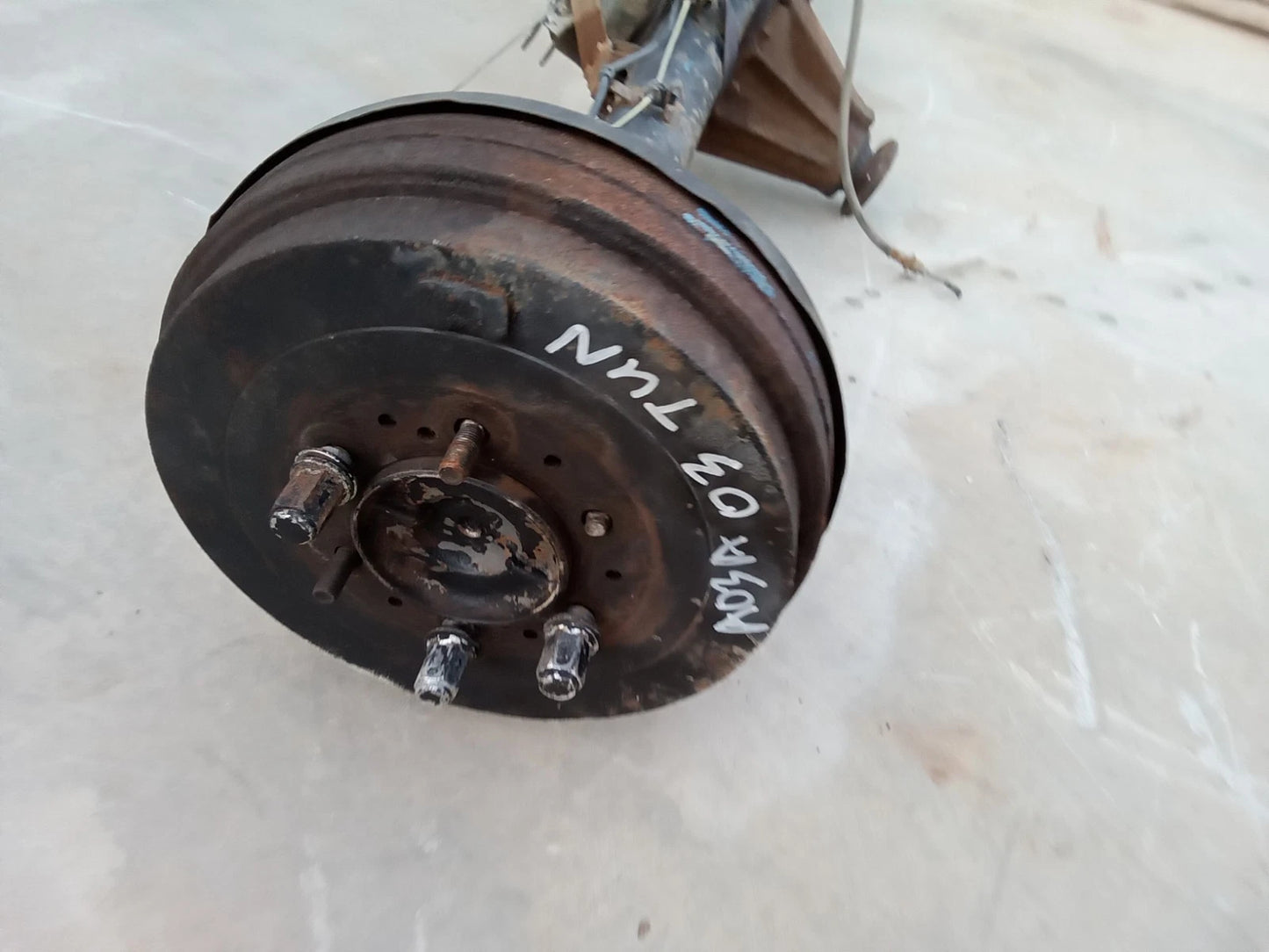 00-06 TOYOTA TUNDRA ACC CAB (1.5 DOORS) 4.7L 4WD 4X4 REAR END DIFFERENTIAL AXLE