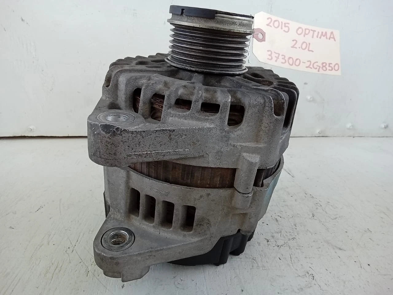 2014-2015 KIA OPTIMA 2.0L ALTERNATOR GENERATOR - 37300-2G850 | 2612490 B