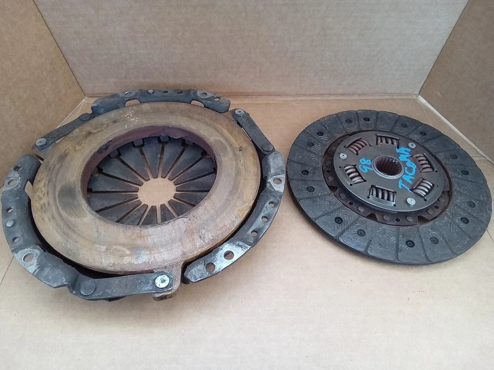1995-2004 TOYOTA TACOMA CLUTCH PRESSURE PLATE AND DISC - OEM