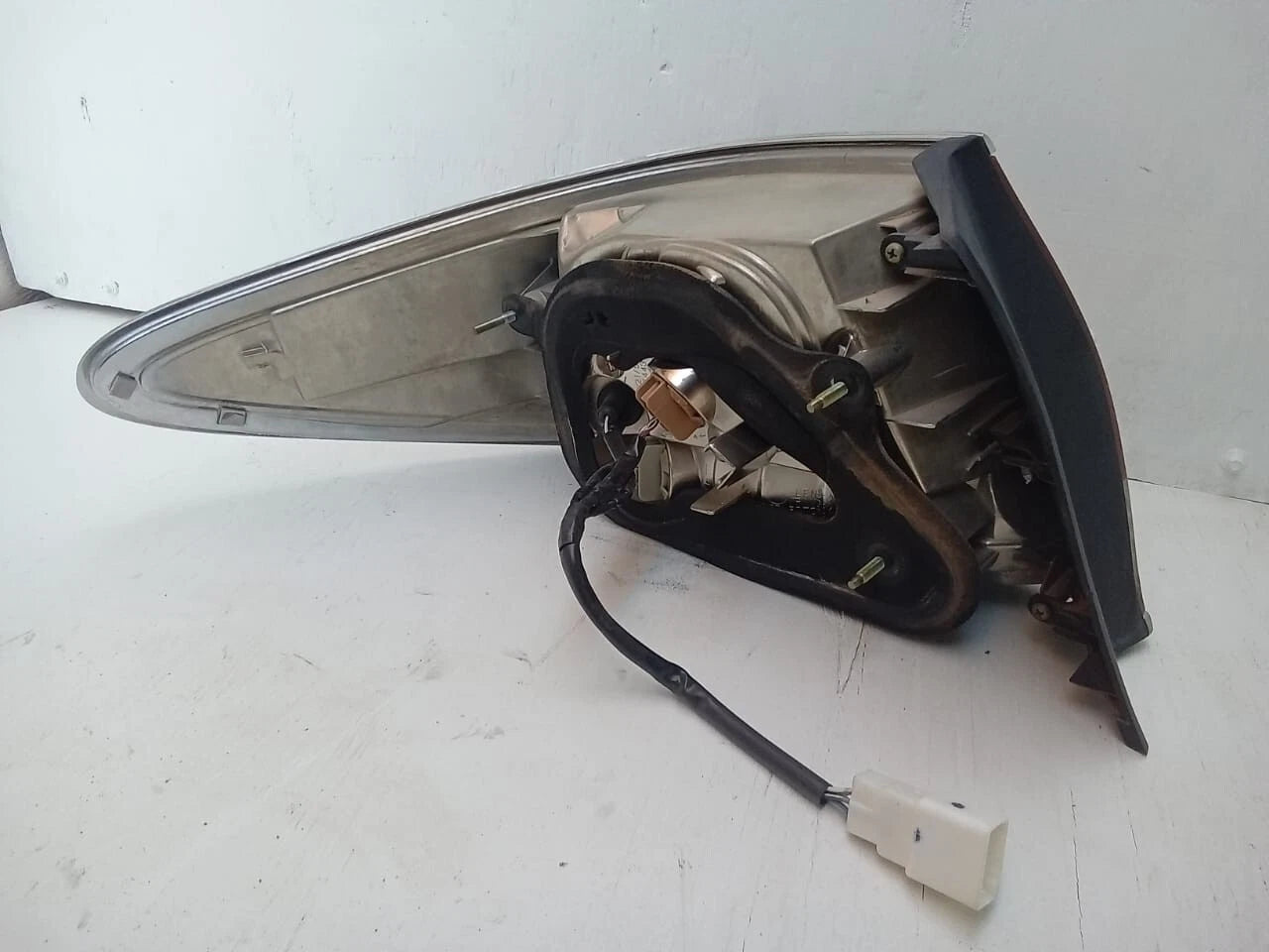 2004-2006 LEXUS ES330 ES 330 TAIL LIGHT REAR LAMP RIGHT PASSENGER SIDE 8155133430