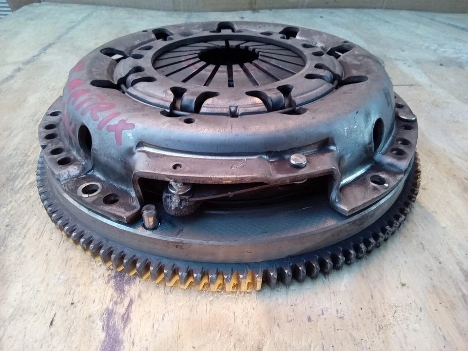 2009 2010 2011 2012 2013 TOYOTA MATRIX 2.4L CLUTCH KIT AND FLYWHEEL - OEM