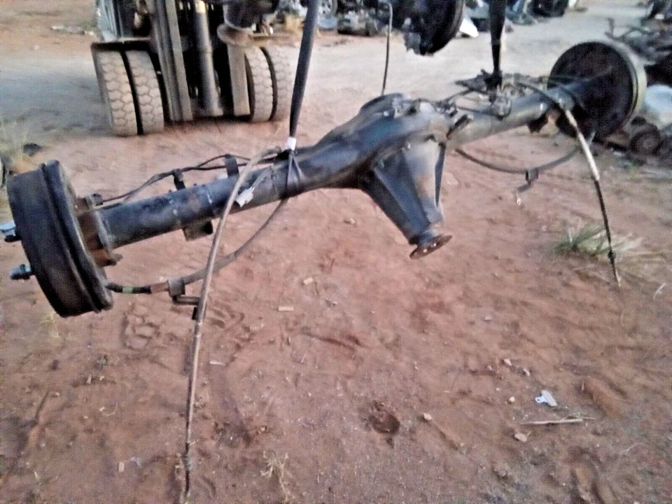 2005- 2015 TOYOTA TACOMA REAR END DIFFERENTIAL CARRIER AXLE W/O LOCKER 5 LUG