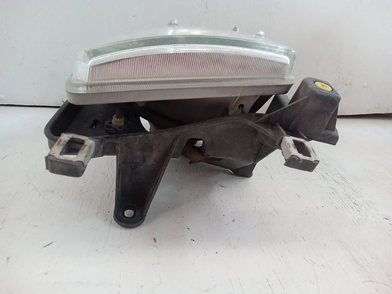 1999- 2002 TOYOTA 4RUNNER HEADLIGHT HEADLAMP LEFT DRIVER SIDE - 9922670005