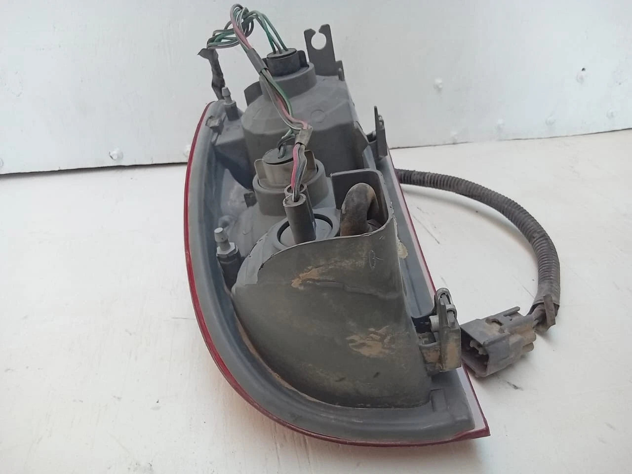 2005-2006 TOYOTA TUNDRA TAIL LIGHT REAR LAMP LEFT DRIVER SIDE ACCESS CAB TY809B000R