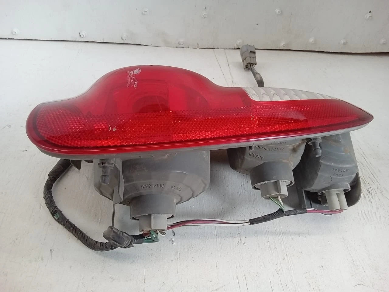 2005-2006 TOYOTA TUNDRA TAIL LIGHT REAR LAMP RIGHT PASSENGER SIDE ACCESS CAB 815500C060