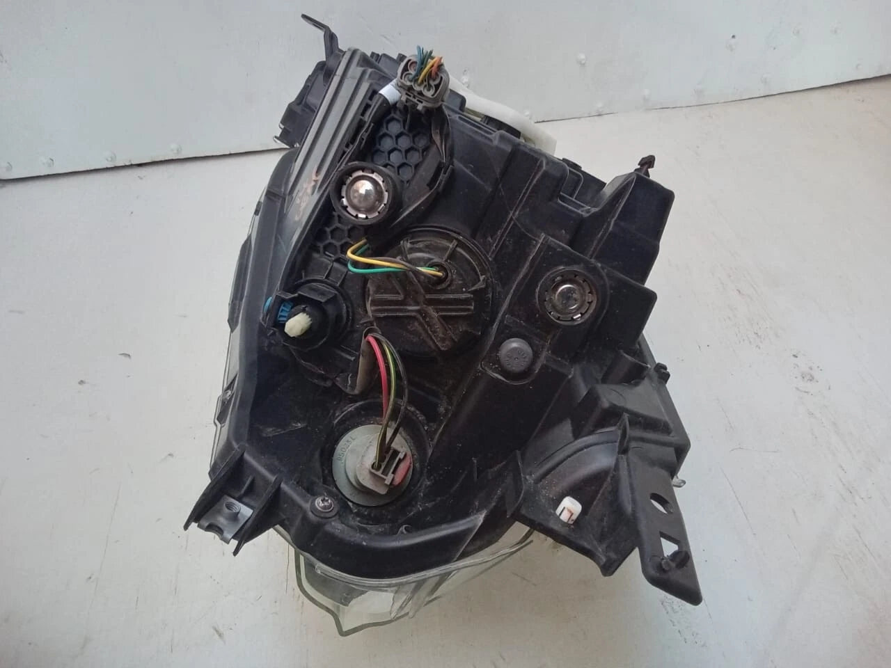 2013 - 2017 NISSAN LEAF HEADLIGHT HEADLAMP LEFT DRIVER SIDE - 260603NF0A