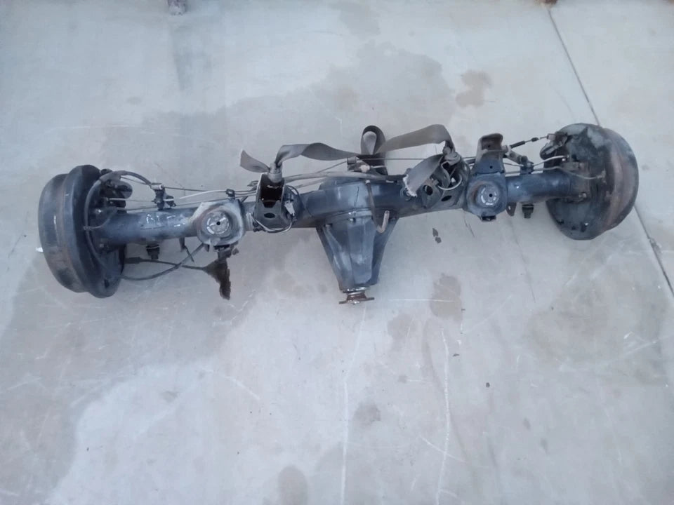 96-02 TOYOTA 4RUNNER REAR END DIFFERENTIAL AXLE CARRIER COMPLETE W/ABS A03A 4.10