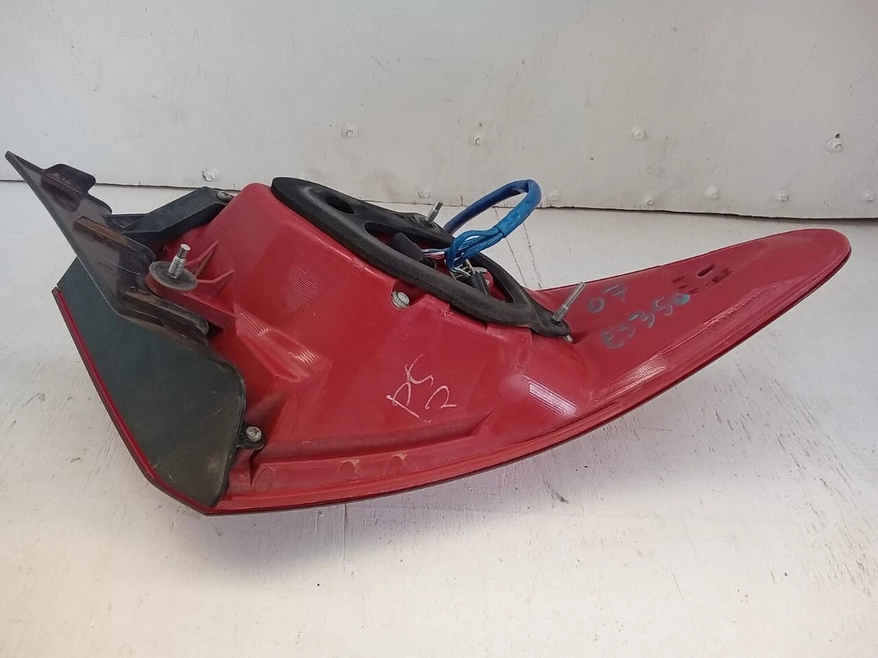 2007-2009 LEXUS ES350 ES 350 TAIL LIGHT REAR LAMP RIGHT PASSENGER SIDE 8156133500 12819001
