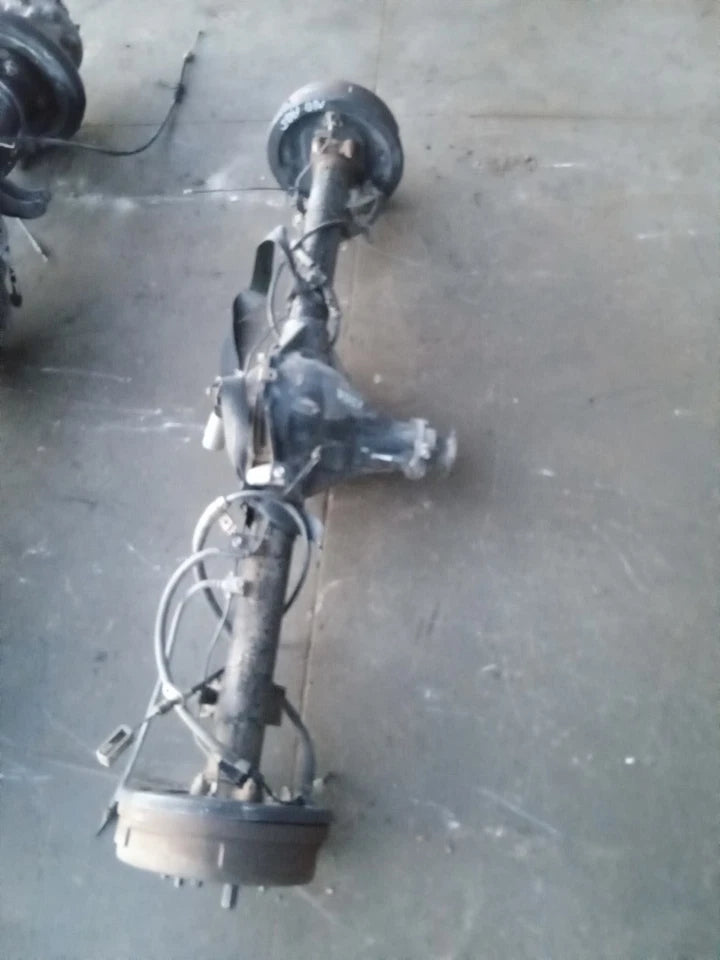 2001 2002 Nissan Frontier 2.4L 4CYL REAR END DIFFERENTIAL AXLE W/ LOCKER W/O ABS