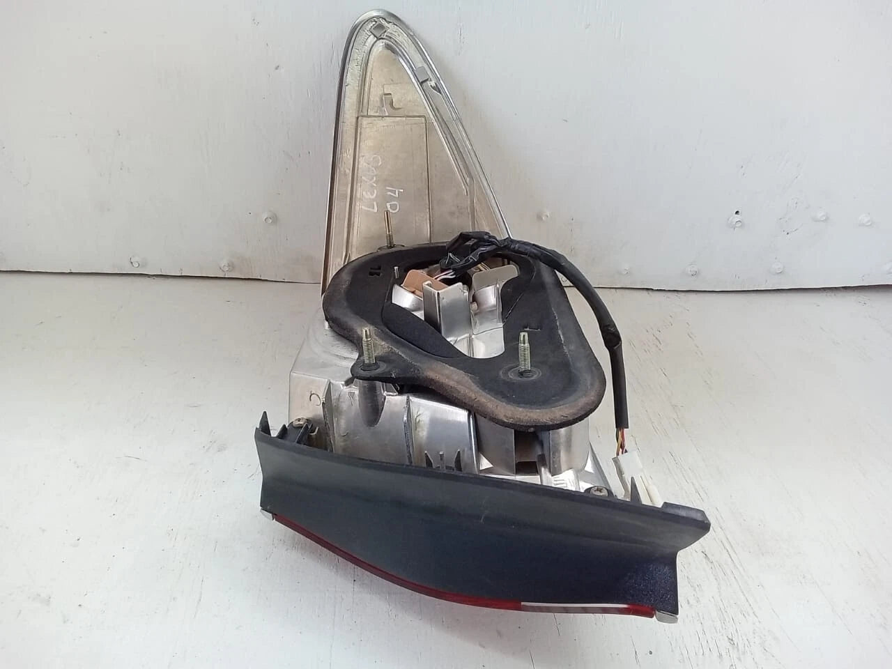 2004-2006 LEXUS ES330 ES 330 TAIL LIGHT REAR LAMP LEFT DRIVER SIDE 8155133430