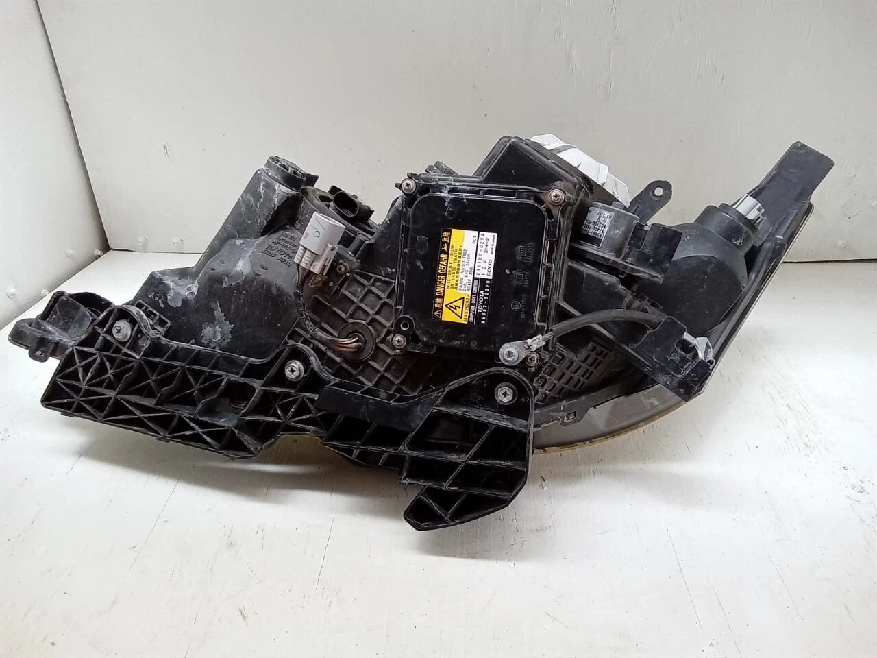 2007 - 2009 LEXUS ES350 HEADLIGHT XENON RIGHT PASSENGER SIDE 85967-52020