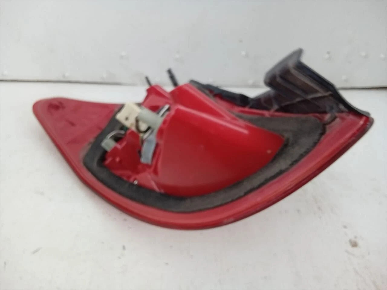 2006-2008 TOYOTA RAV4 TAIL LIGHT REAR LAMP RIGHT PASSENGER SIDE 81561-42100