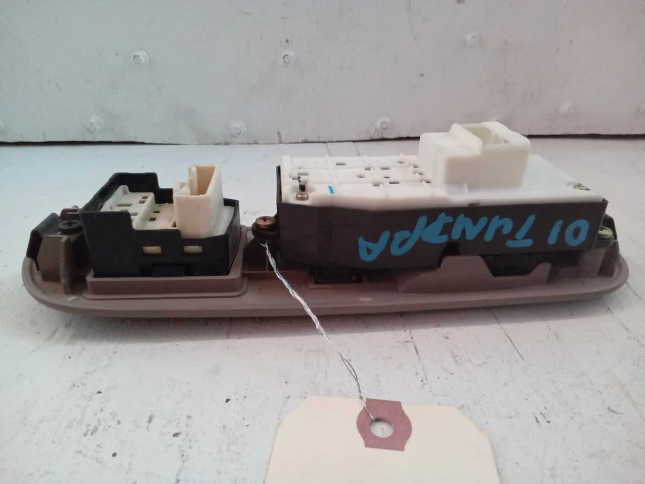 2000-2006 TOYOTA TUNDRA DRIVER SIDE MASTER POWER WINDOW SWITCH TAN 74202-0C020W