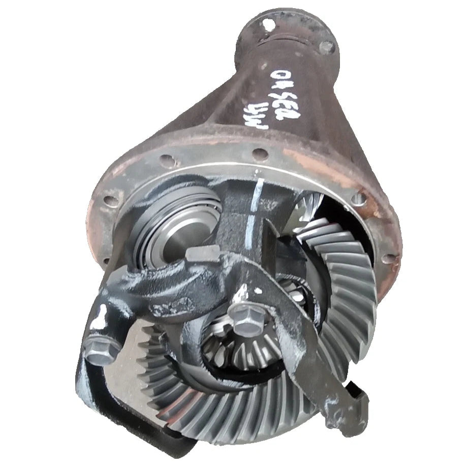 01 -07 TOYOTA SEQUOIA V8 4.7L 4WD REAR DIFFERENTIAL CARRIER 3RD MEMBER 41110-35751