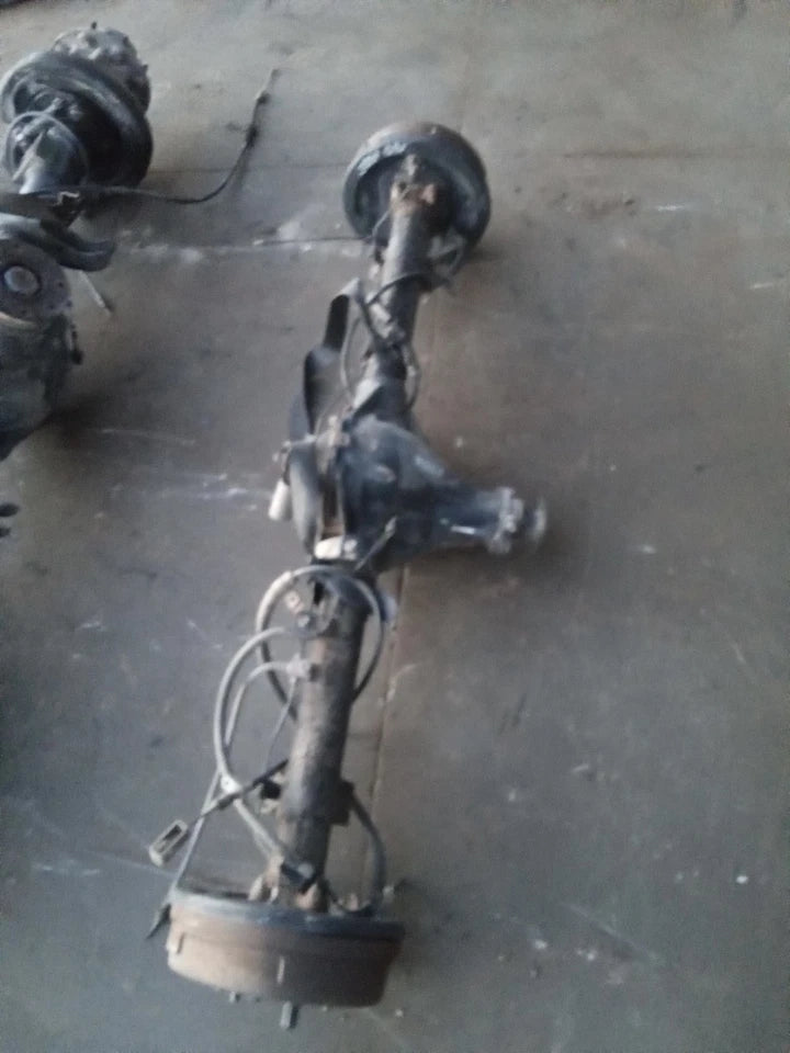 2001 2002 Nissan Frontier 2.4L 4CYL REAR END DIFFERENTIAL AXLE W/ LOCKER W/O ABS