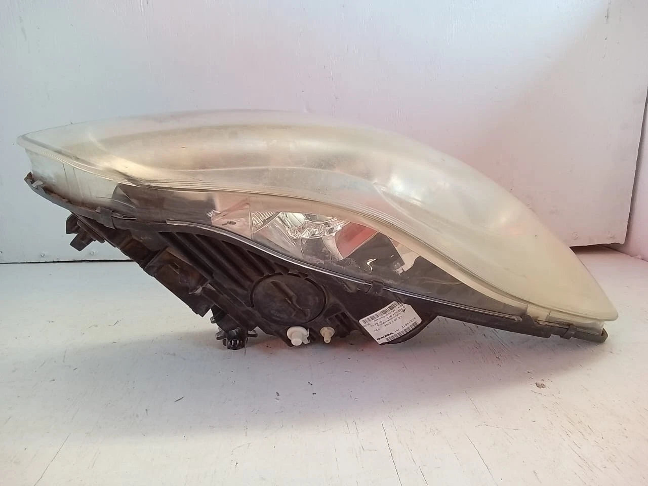 2011 - 2013 VOLVO C30 T5 HEADLIGHT HEADLAMP RIGHT PASSENGER SIDE - LE08F6184