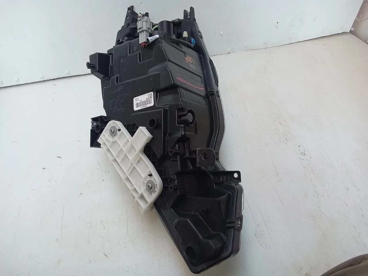 2013 - 2017 NISSAN LEAF HEADLIGHT HEADLAMP LEFT DRIVER SIDE - 260603NF0A